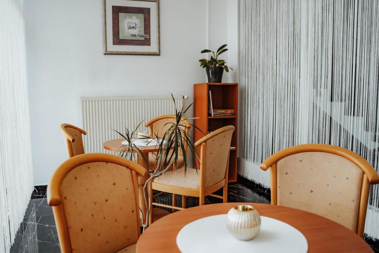 Dudok House Aparthotel Ζιλίνα Εξωτερικό φωτογραφία